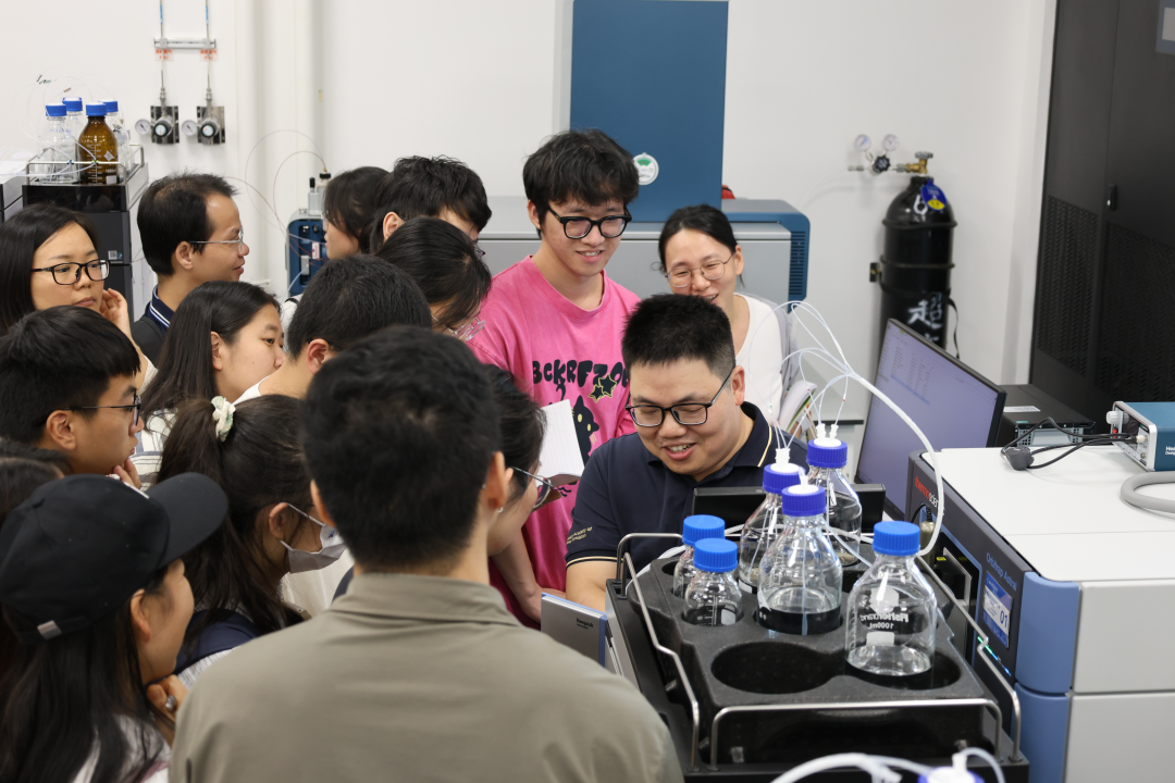 1761557556145060985.png 图片1.png